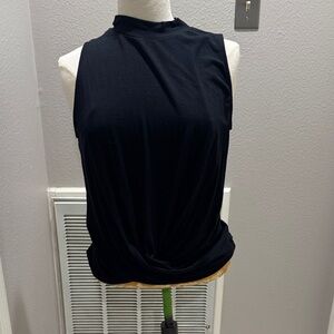 Amour Vert Classic Black Tank Top